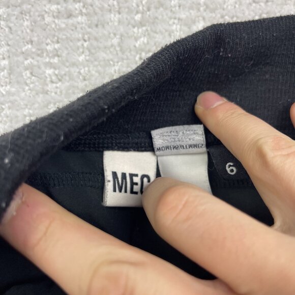 MEC Mountain Equipment Co-op Black Capri Tech Pants Womens Size 6 Hiking Outdoor - Picture 7 of 12